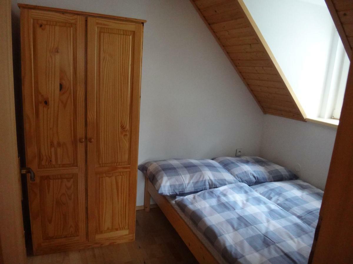 Apartman Na Zlatniku Zlata Olesnice  Extérieur photo